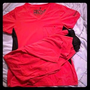 Helix Benefit scrub set